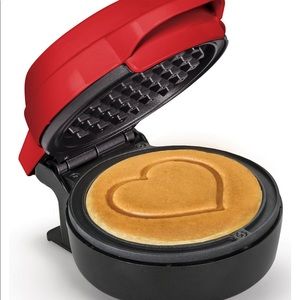 Bella Mini Waffle Maker, HEART ❤️